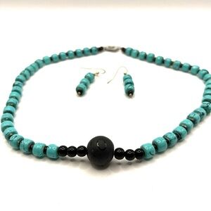 Turquoise and Black Beaded Necklace with Matching Earrings Southwestern Western